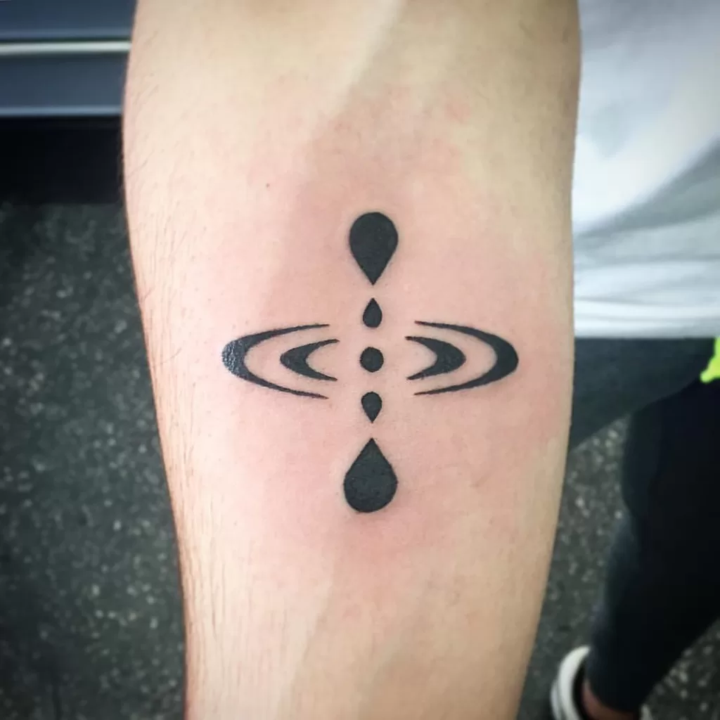 Arrow tattoo design. Feminine energy tattoo. Good luck tattoo. Water Sign.  Stability sign. Purity … | Diseño de tatuaje de flecha, Tattoo flechas,  Tatuajes de línea